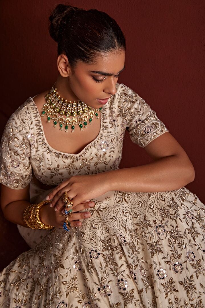 4 nazakat Saris & Lehengas TariniVij