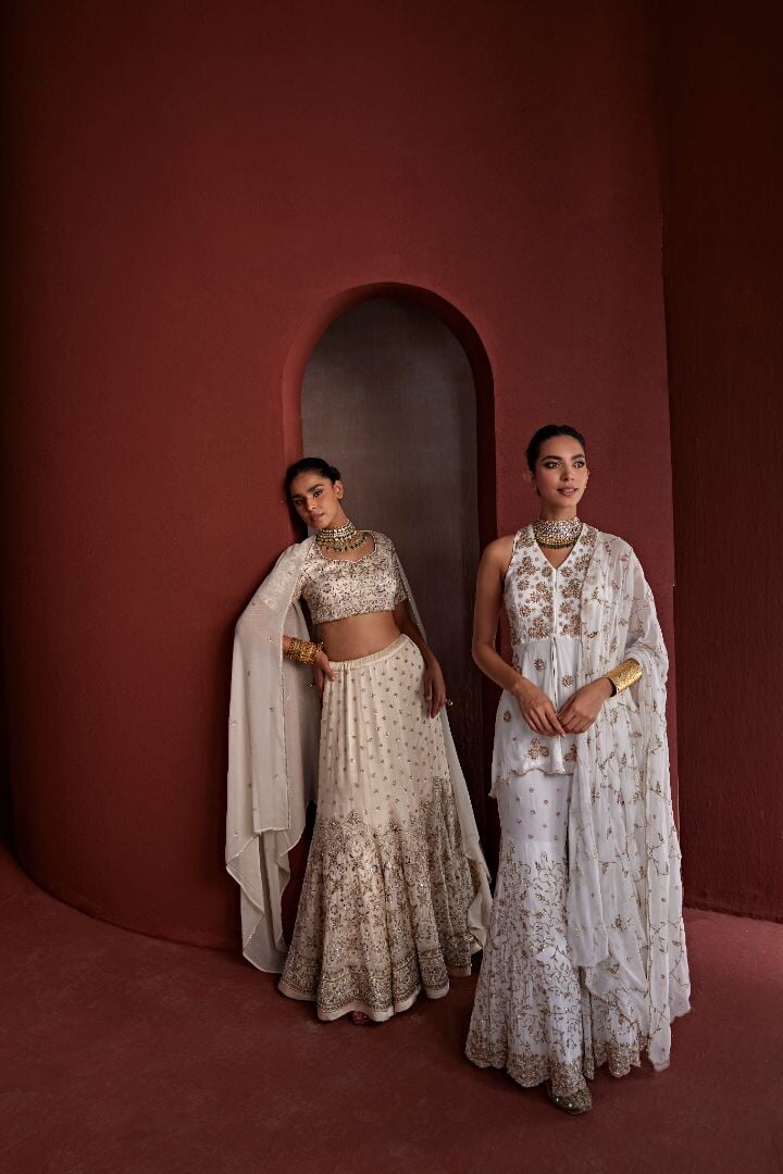 4 nazakat Saris & Lehengas TariniVij