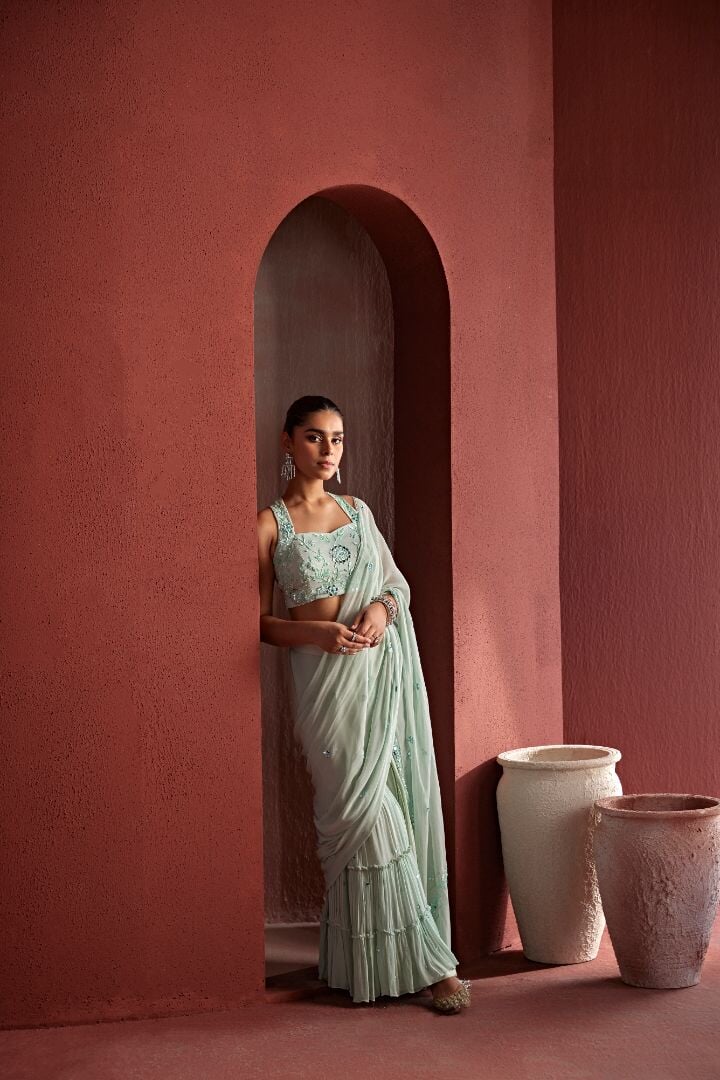 Copy of 11 nazakat Saris & Lehengas TariniVij