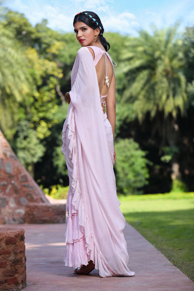 Alice Saris & Lehengas TariniVij