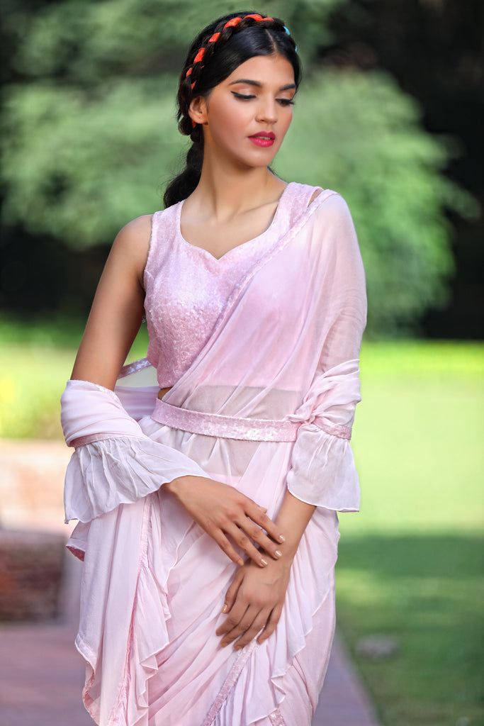 Alice Saris & Lehengas TariniVij