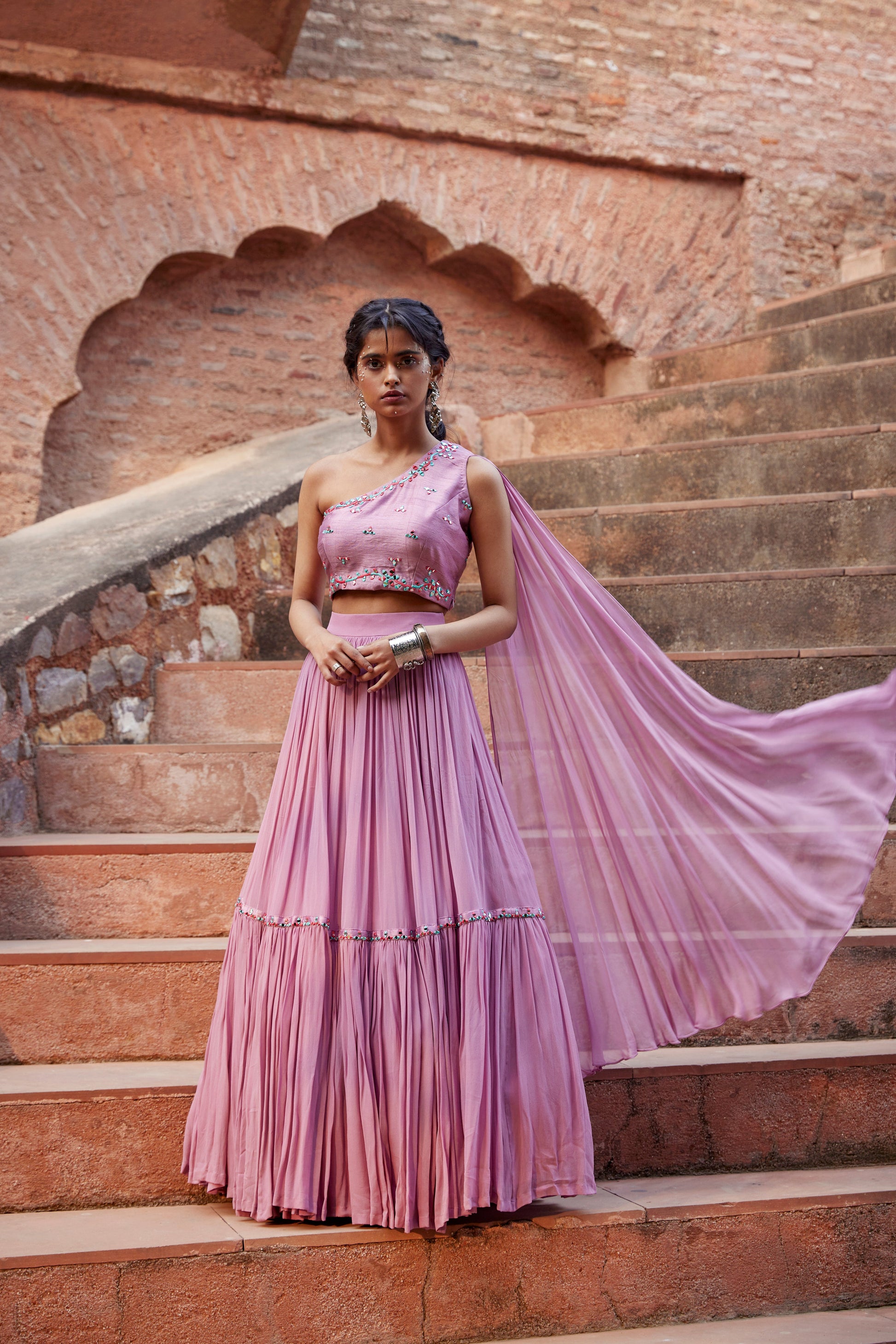 Ameya Saris & Lehengas TariniVij