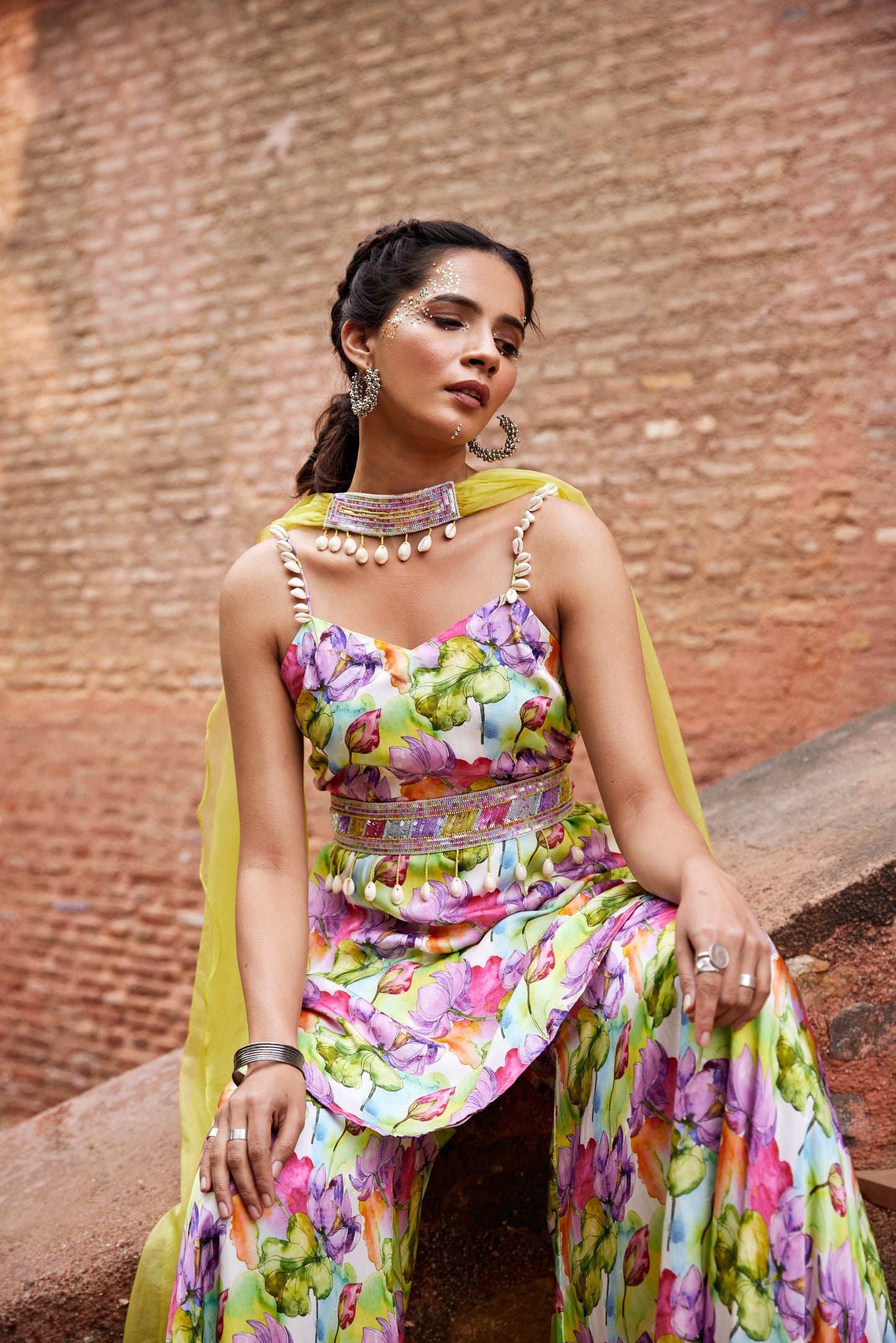 Arya Saris & Lehengas TariniVij