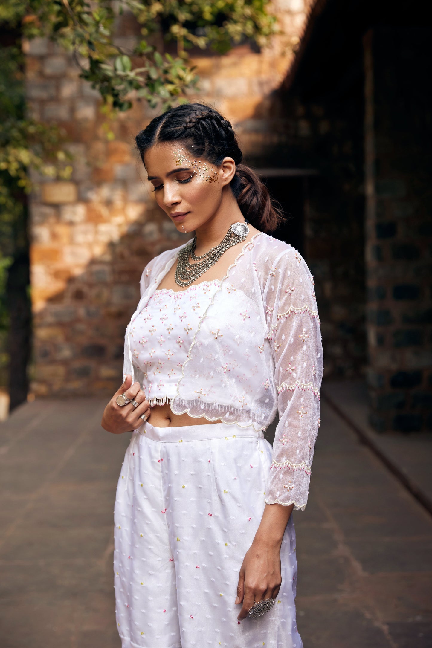 Mahi Saris & Lehengas TariniVij