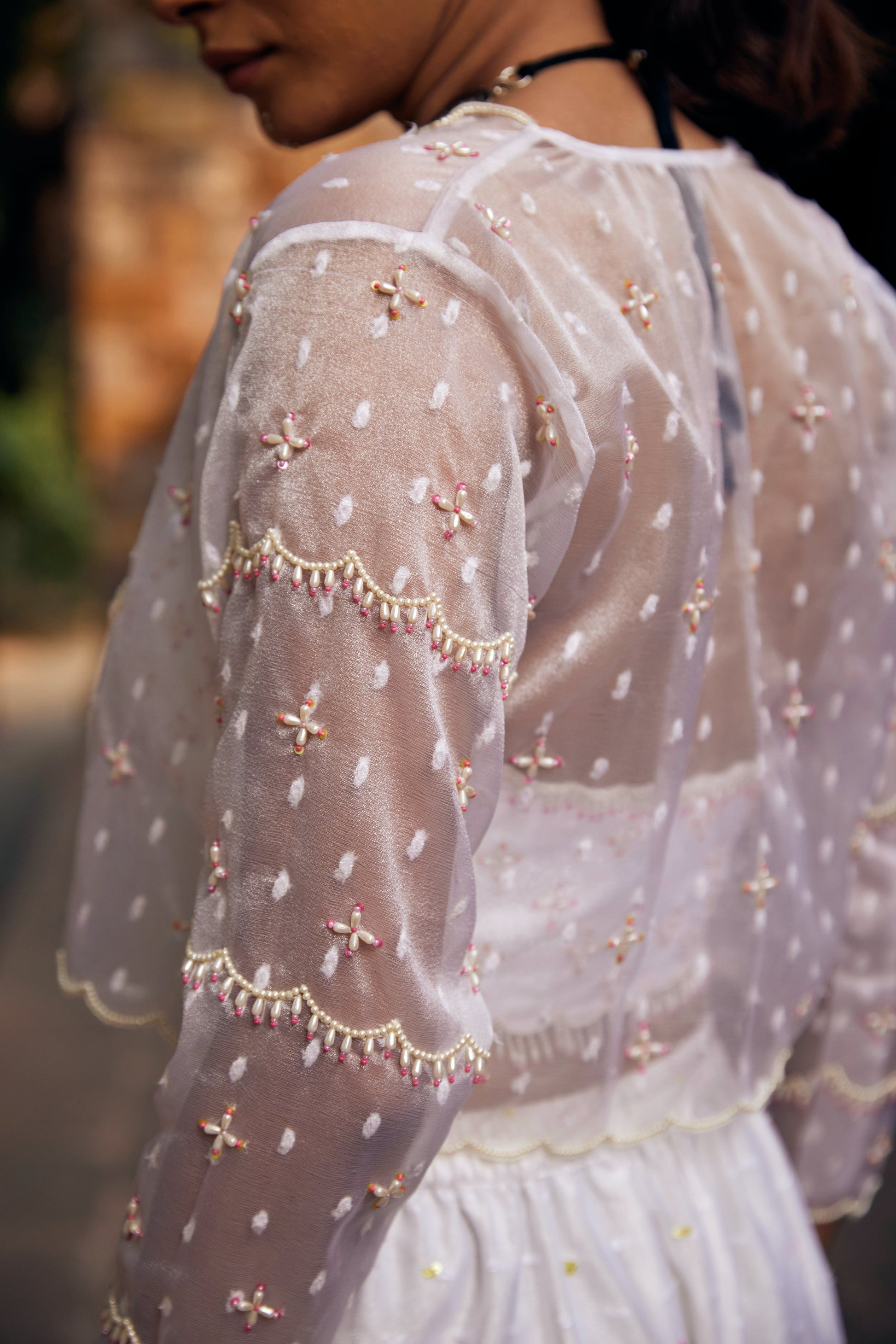 Mahi Saris & Lehengas TariniVij