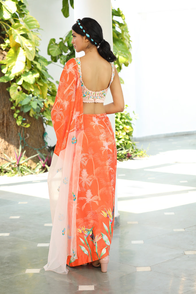Merida Saris & Lehengas TariniVij