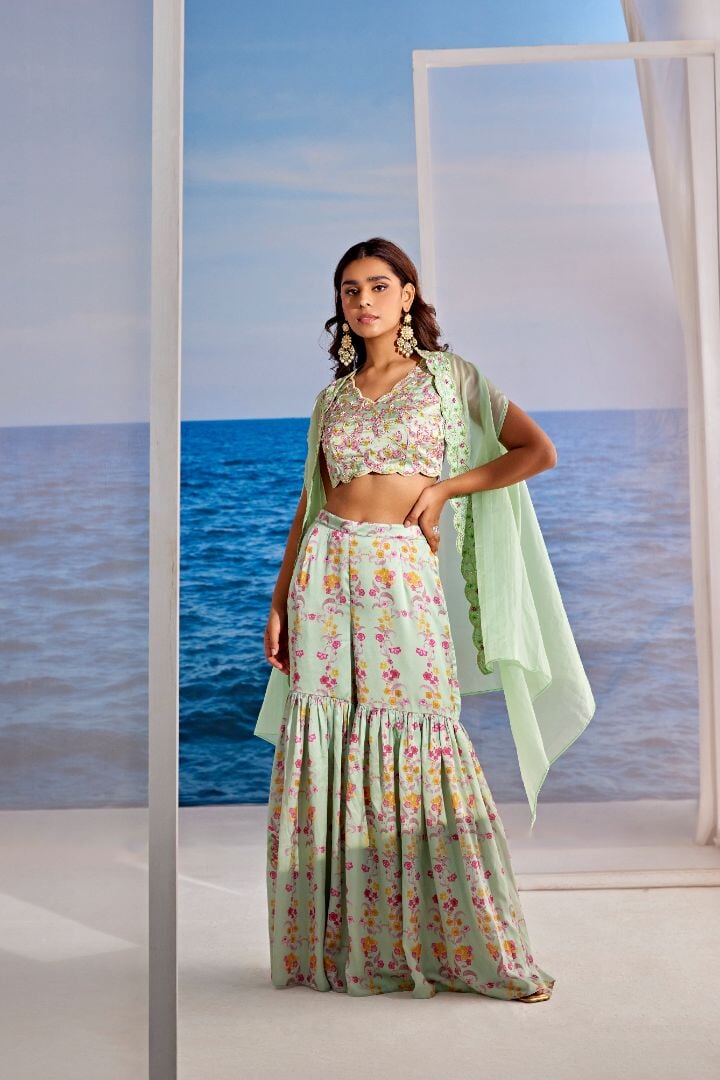phlox 12 Saris & Lehengas TariniVij
