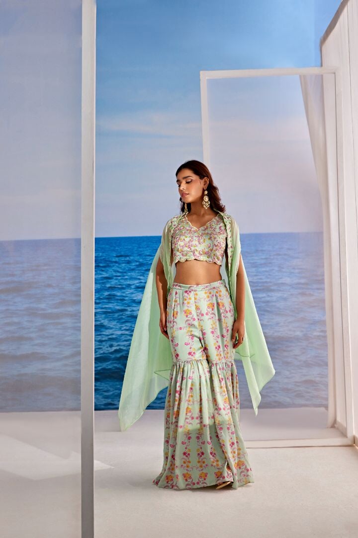 phlox 12 Saris & Lehengas TariniVij