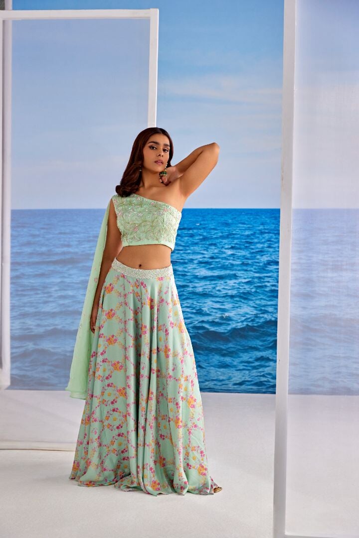 Phlox 4 Saris & Lehengas TariniVij