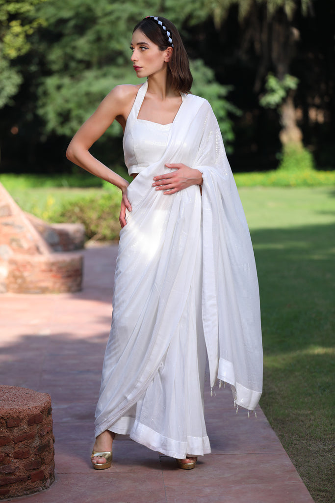 Wendy Saris & Lehengas TariniVij