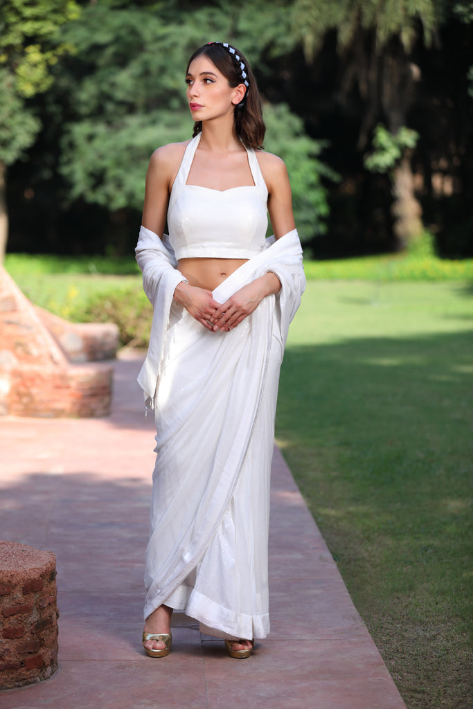 Wendy Saris & Lehengas TariniVij