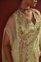 Load image into Gallery viewer, Copy of Azure Saris &amp; Lehengas TariniVij 
