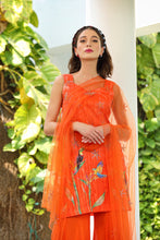 Load image into Gallery viewer, Mulan Saris &amp; Lehengas TariniVij 
