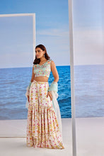 Load image into Gallery viewer, phlox 8 Saris &amp; Lehengas TariniVij 
